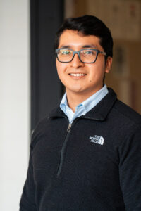 Noe Estrada headshot